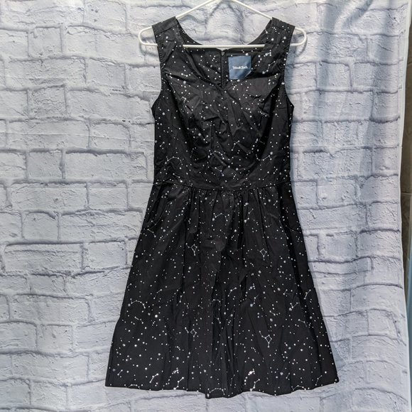 Modcloth Dresses & Skirts - NWT Modcloth constellation print dress, size 6